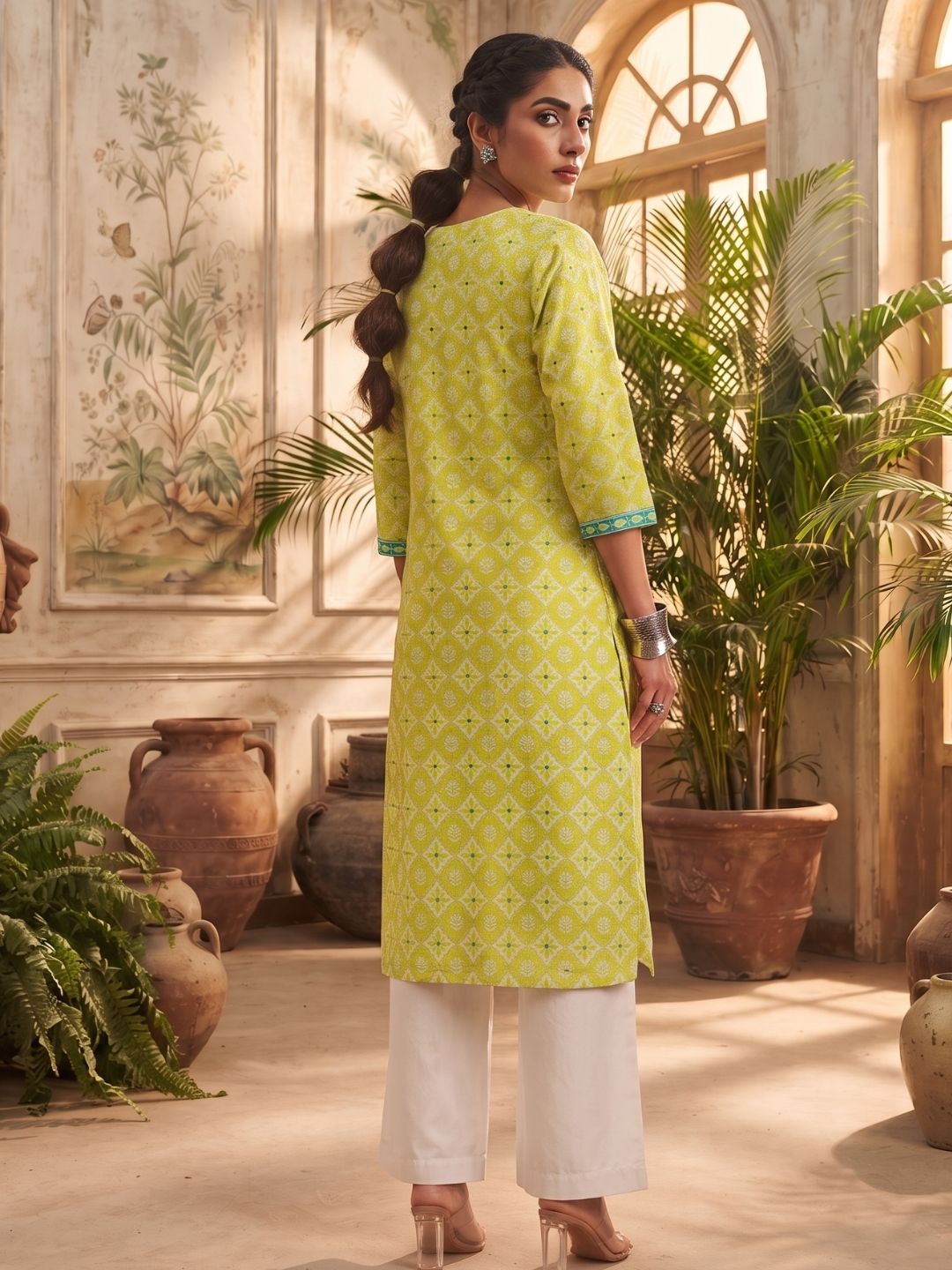 Lime Green Geometric Pattern Straight Kurta
