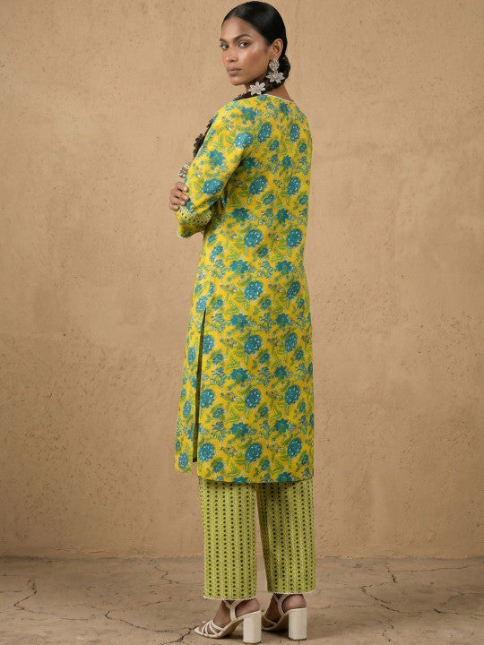 Women Floral Printed Angrakha Pure Cotton Kurta with Trousers
