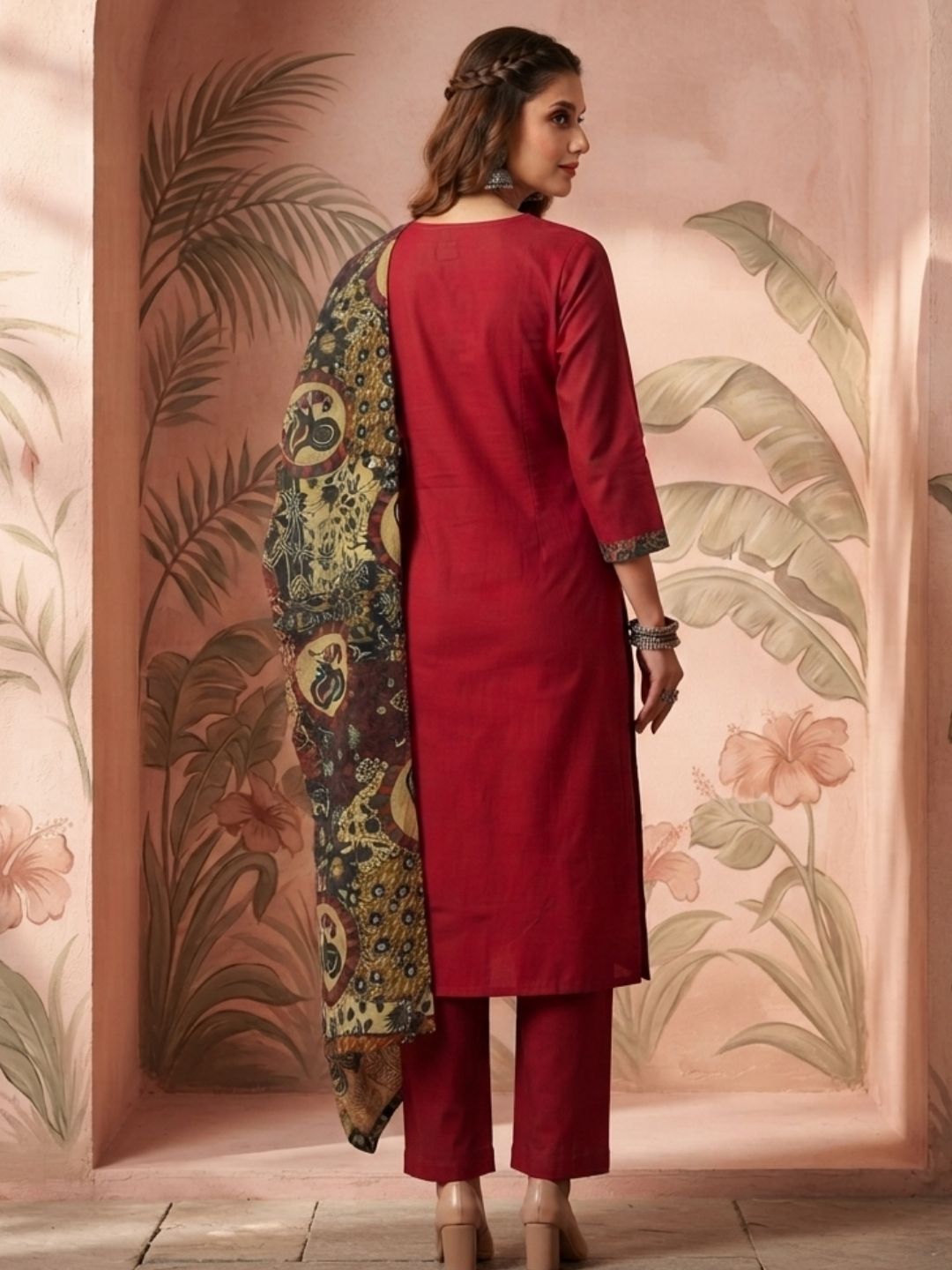 Floral Heritage Printed Kurta Set with Dupatta