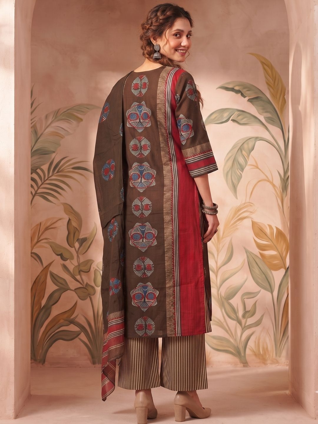 Artisan Motif Straight Kurta Set with Statement Dupatta