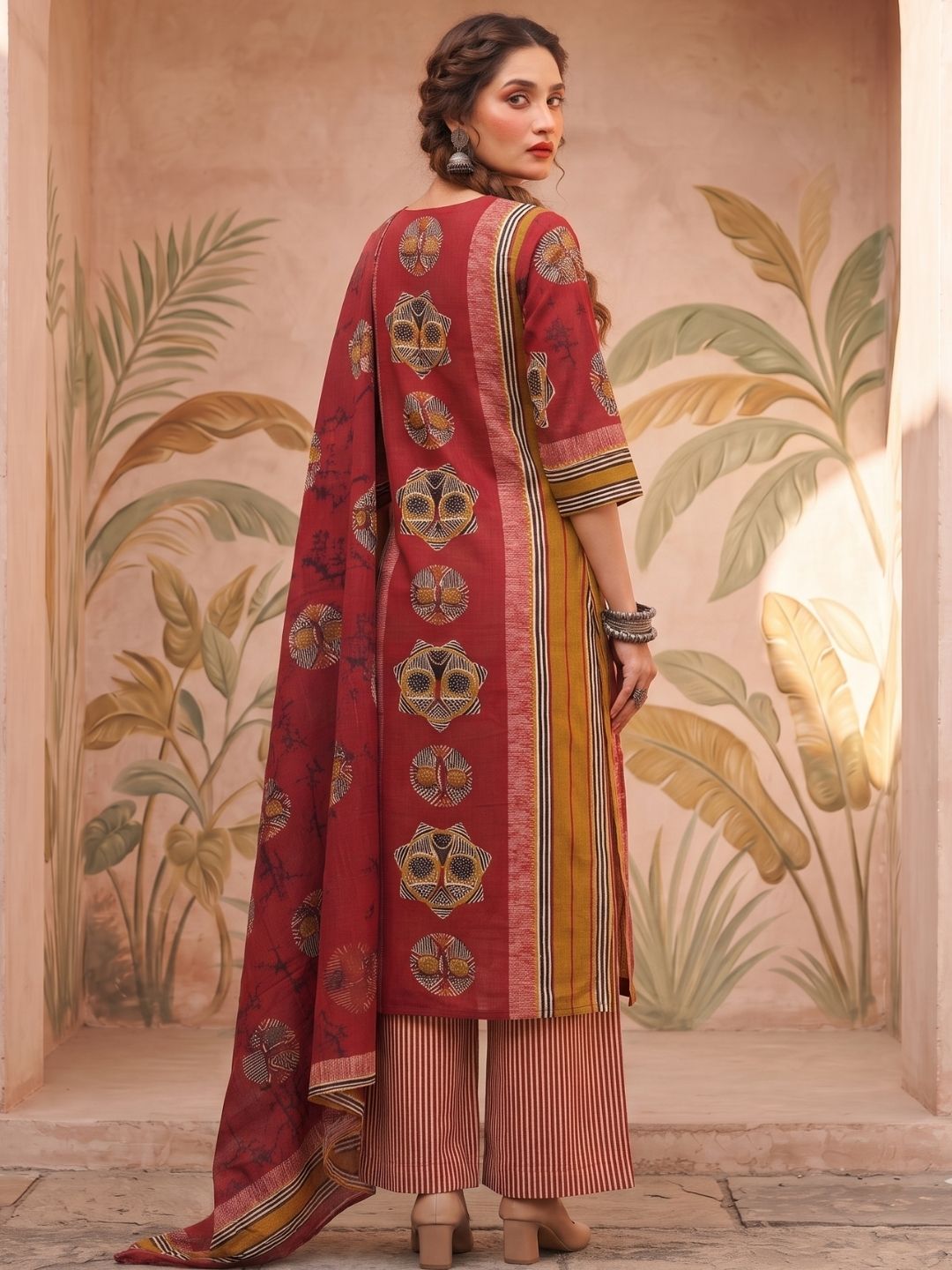 Artisan Motif Straight Kurta Set with Statement Dupatta
