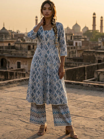 Women Printed Regular Kurta with Palazzos