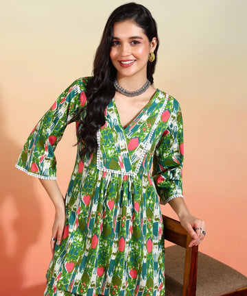 mokshi Women Viscose Rayon Kurti Pant Set