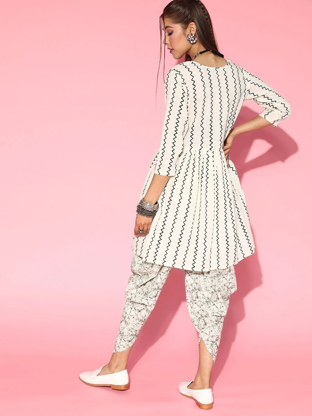 mokshi Women Pure Cotton Kurta Palazzo Set