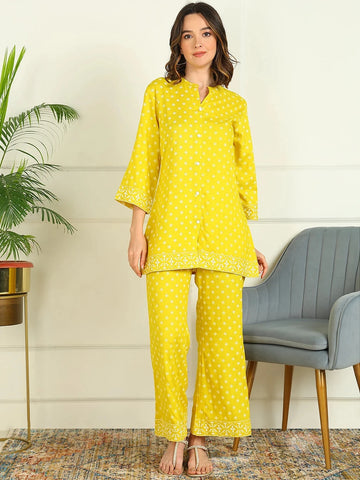 mokshi Women Viscose Rayon Kurti Pant Set