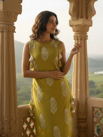 mokshi Women Pure Cotton Kurta Palazzo Set