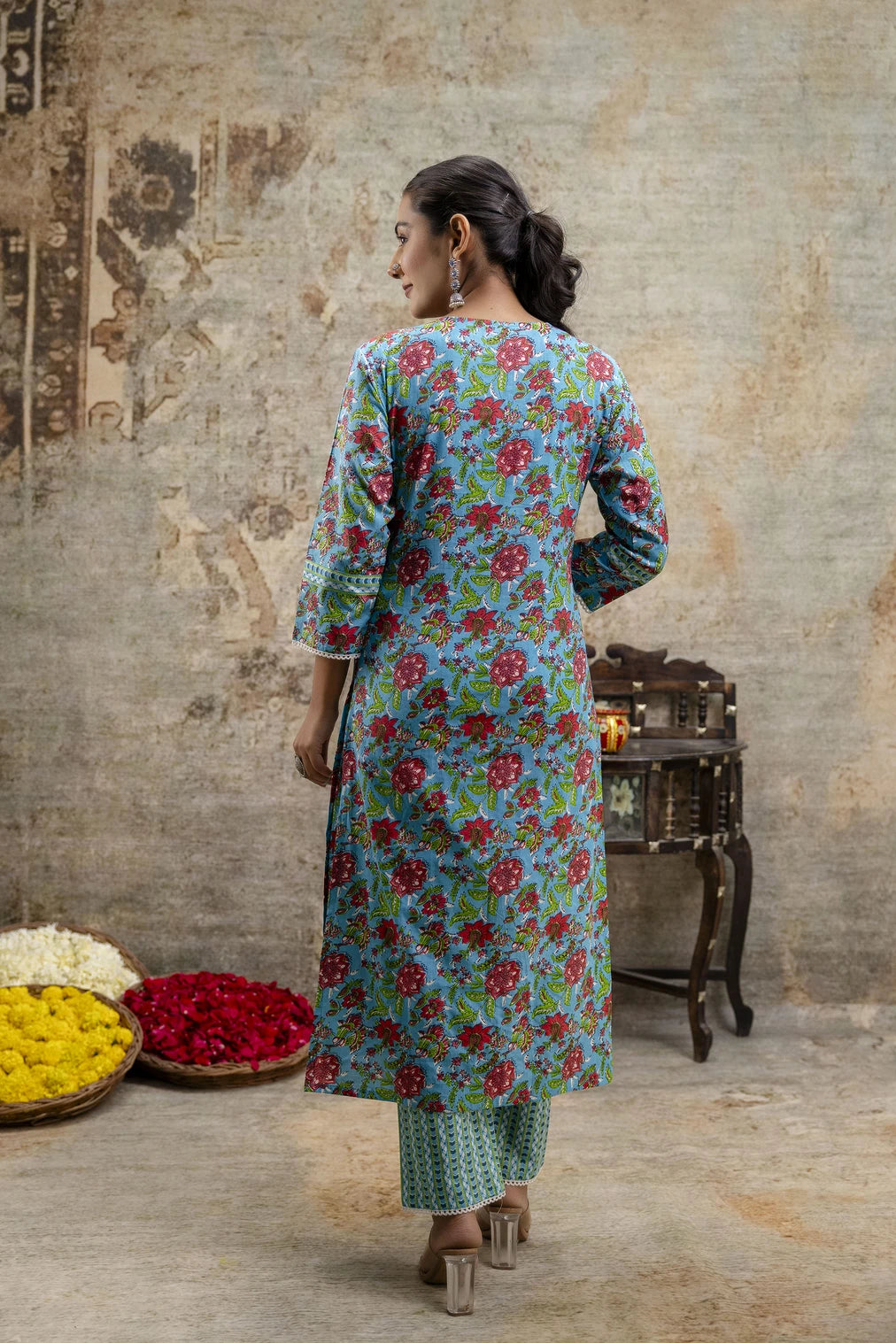 mokshi Women Viscose Rayon Kurta Pant Dupatta Set