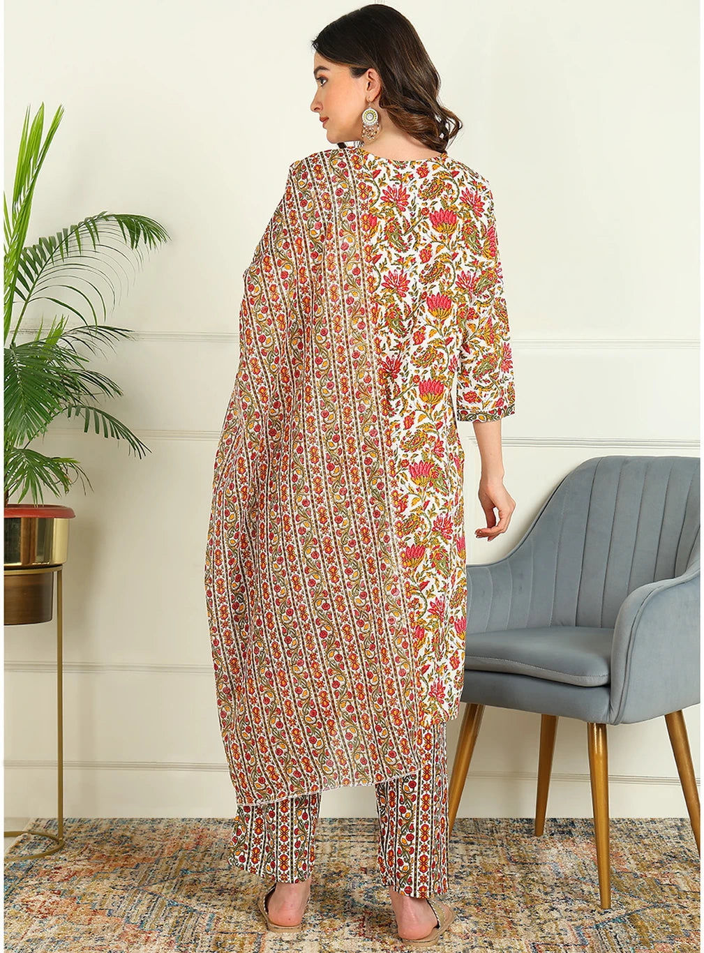 mokshi Women Cotton Blend Kurta Pant Dupatta Set