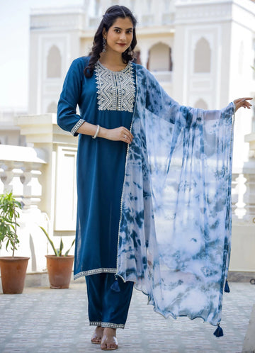 mokshi Women Cotton Blend Kurta Pant Dupatta Set